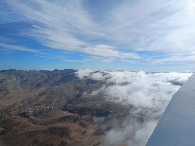 Monts et nuages