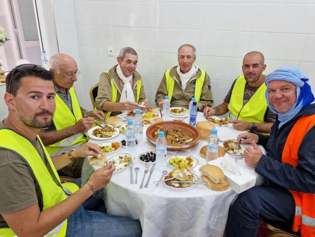 Pause dejeuner a laayoune